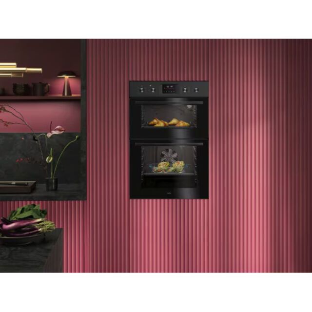 AEG OU5CP40B Black 6000 Surroundcook Catalytic B/In Double