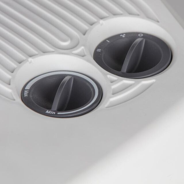 Black and Decker BXSH37006GB White 3KW Flat Fan Heater