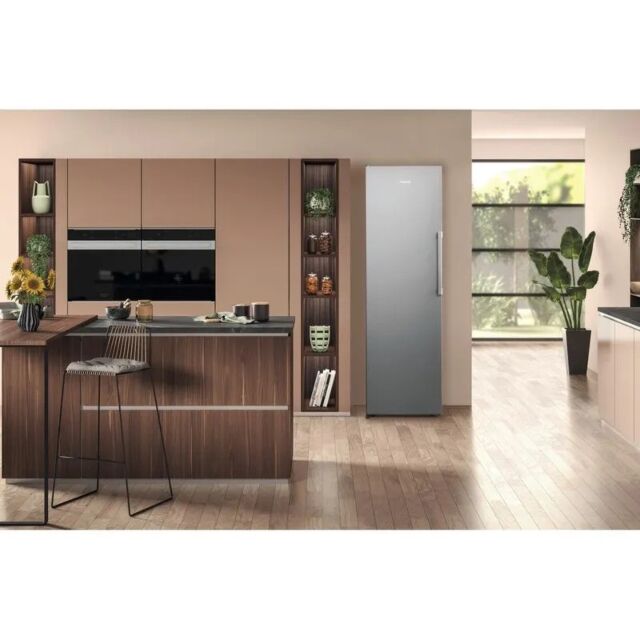 Hotpoint UH8 F2C G UK Graphite No Frost Upright Freezer