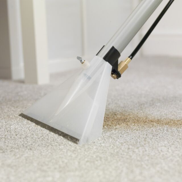 Numatic 825714 Green 240V George 3 In 1 Cleaner