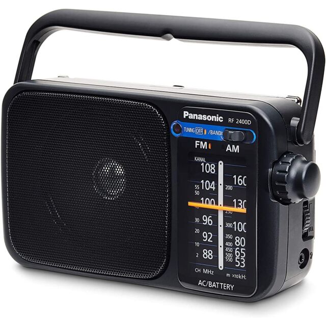 Panasonic RF-2400 Portable 2 Band Radio FM/AM