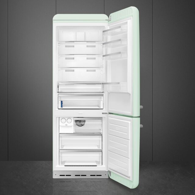 Smeg FAB38RPG6 Pastel Green Classic 50's Style 70cm Fridge Freezer (right-hand hinge)