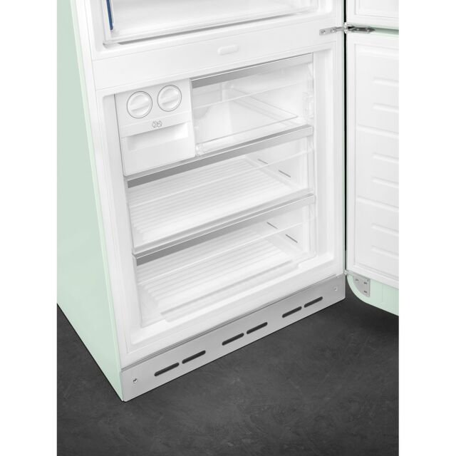 Smeg FAB38RPG6 Pastel Green Classic 50's Style 70cm Fridge Freezer (right-hand hinge)